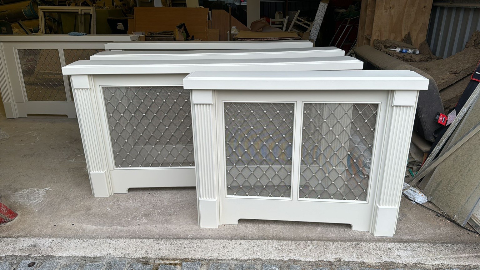 Decorative frame after finishing